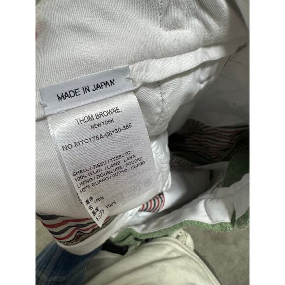 Thom Browne Green Wool Pleated Cuffed Shorts (Size 2) - Picture 9 of 9